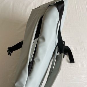 crumpler sprout backpack